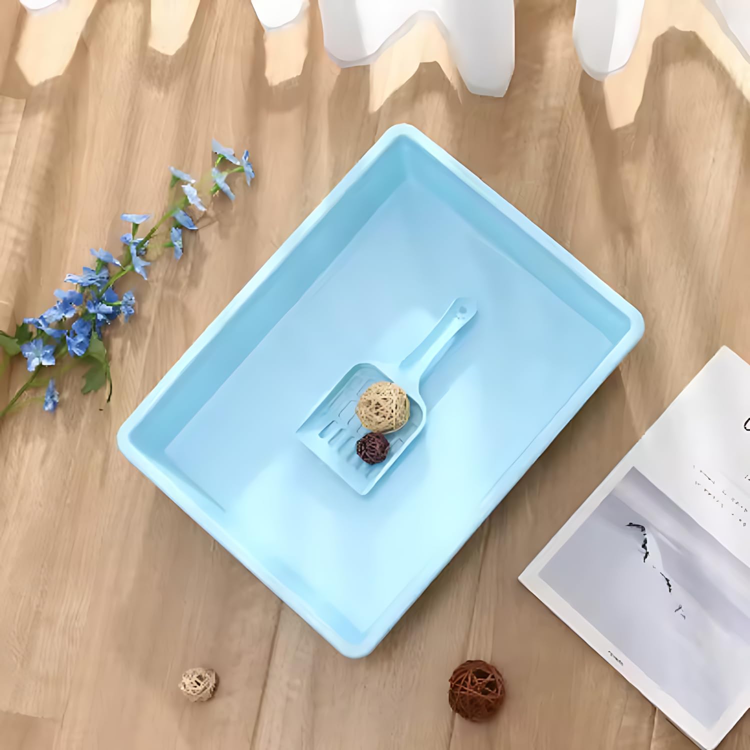 Pets Empire Cat Litter Tray with Free Scoop (14 x 10.5 Inch) Color May Vary